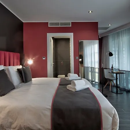Be.hotel Hotel